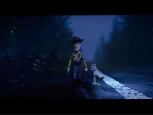 《玩具总动员4》胡迪和叉叉