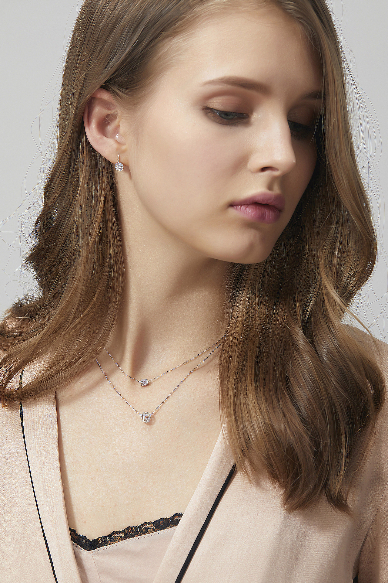 商业珠宝模特人像