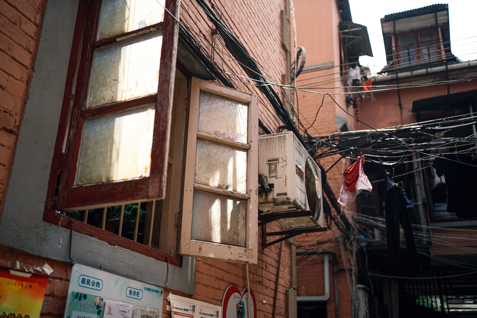 人间烟火,市井气息——最后的上海老弄堂