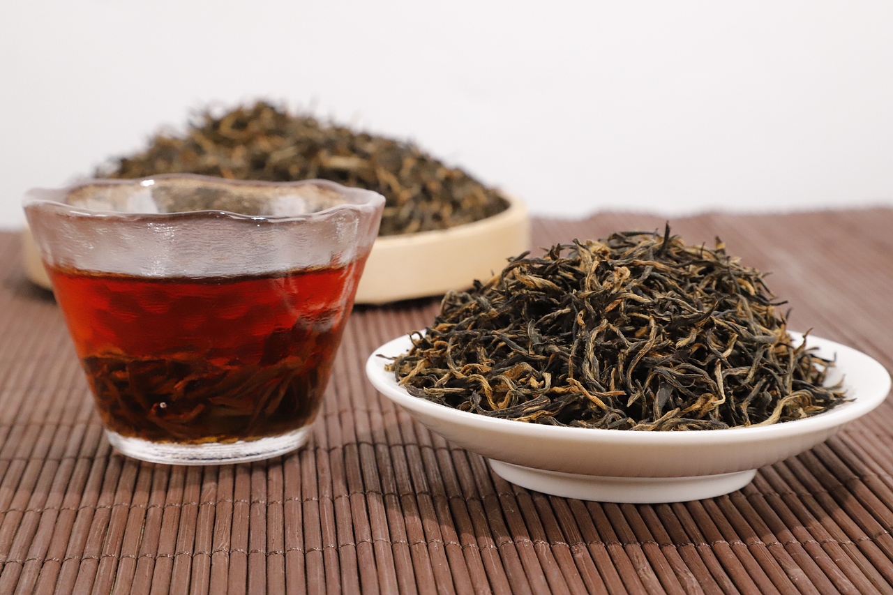 浓香型武夷金骏眉红茶（图ZMjA2OTY5MDM2） - 产品摄影 - 站酷设计师GuoNingZ原创素材 - 站酷ZCOOL