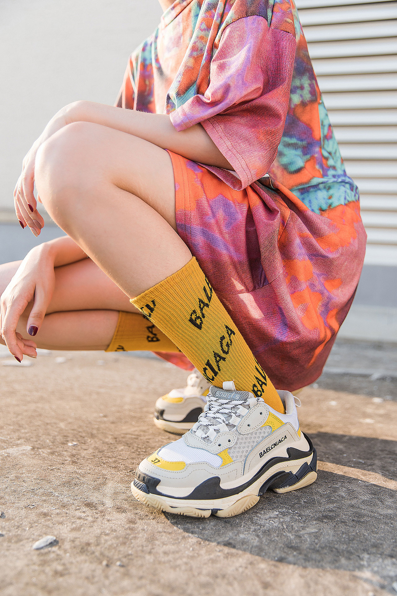 2019春夏女潮袜INS国潮字母袜日系街拍人像女生（图ZMTg4NDM2NDI4） - 人像摄影 - 站酷设计师承影摄计原创素材 - 站酷ZCOOL