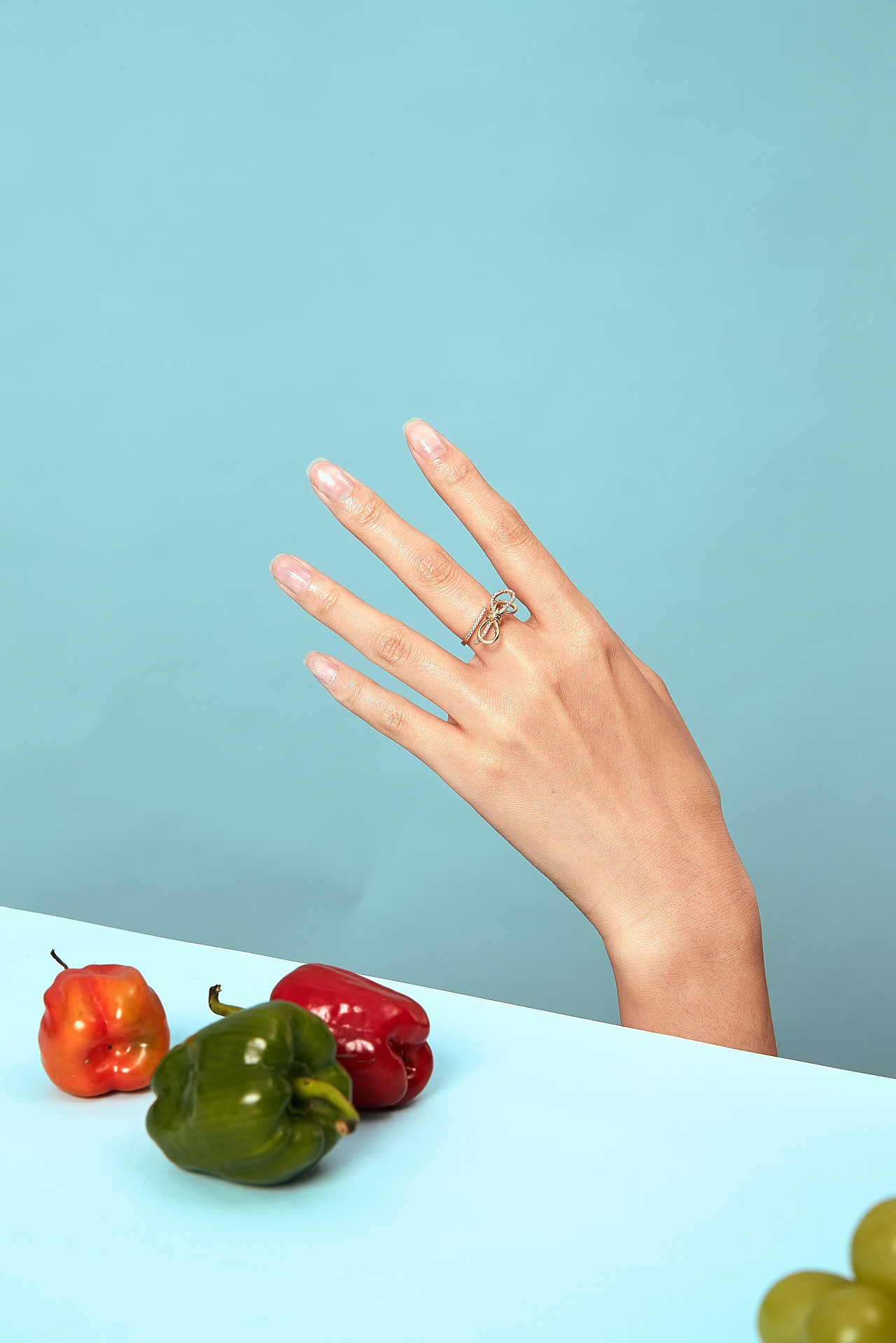 珠宝首饰手部展示|摄影|产品摄影|小五小六摄影 - 原创作品 - 站酷