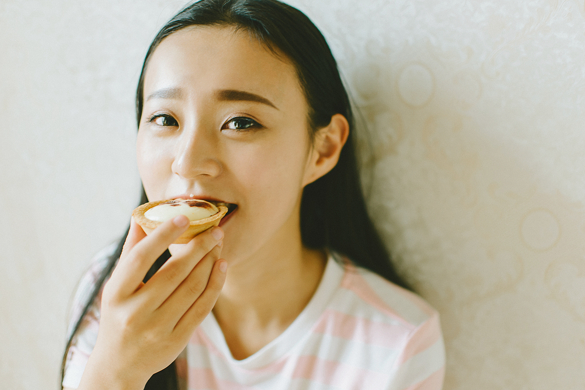 把你的心事说给我听,虽然我不能回答你,但我会陪在你的身边。