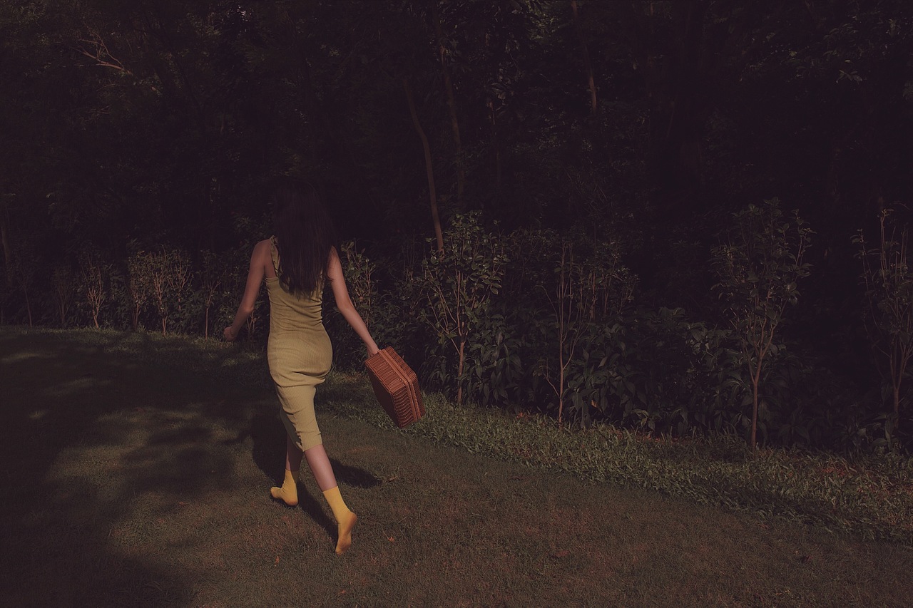 人间平庸 你是眸间温柔（图ZMTk4NDE4MjIw） - 人像摄影 - 站酷设计师萌又三岁原创素材 - 站酷ZCOOL