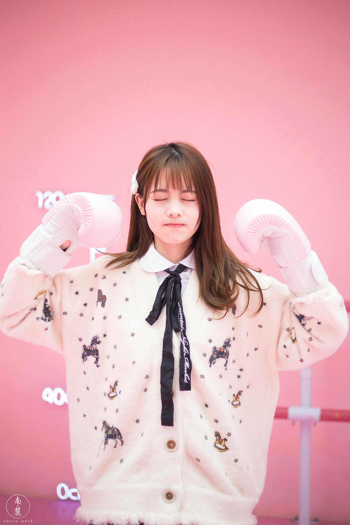 写满青春的脸庞是最动人的诗句