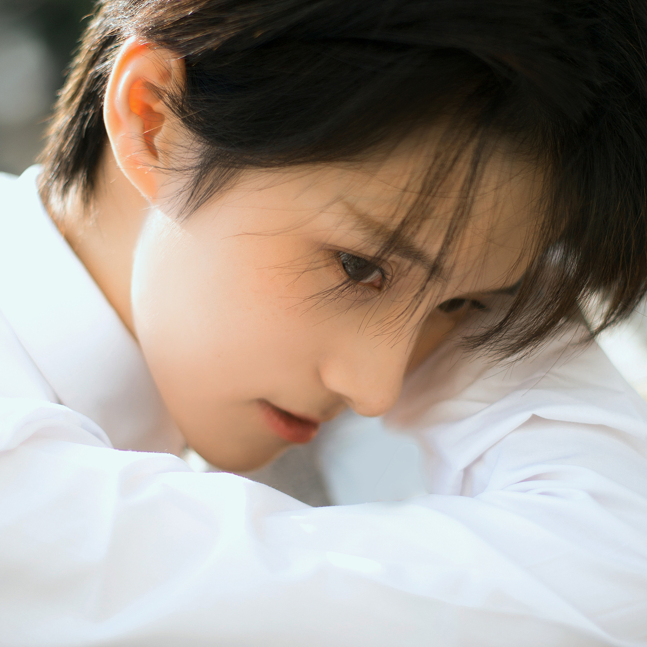 キャンパスの午後（图ZOTUyNDM0NzY=） - 人像摄影 - 站酷设计师路汉久原创素材 - 站酷ZCOOL