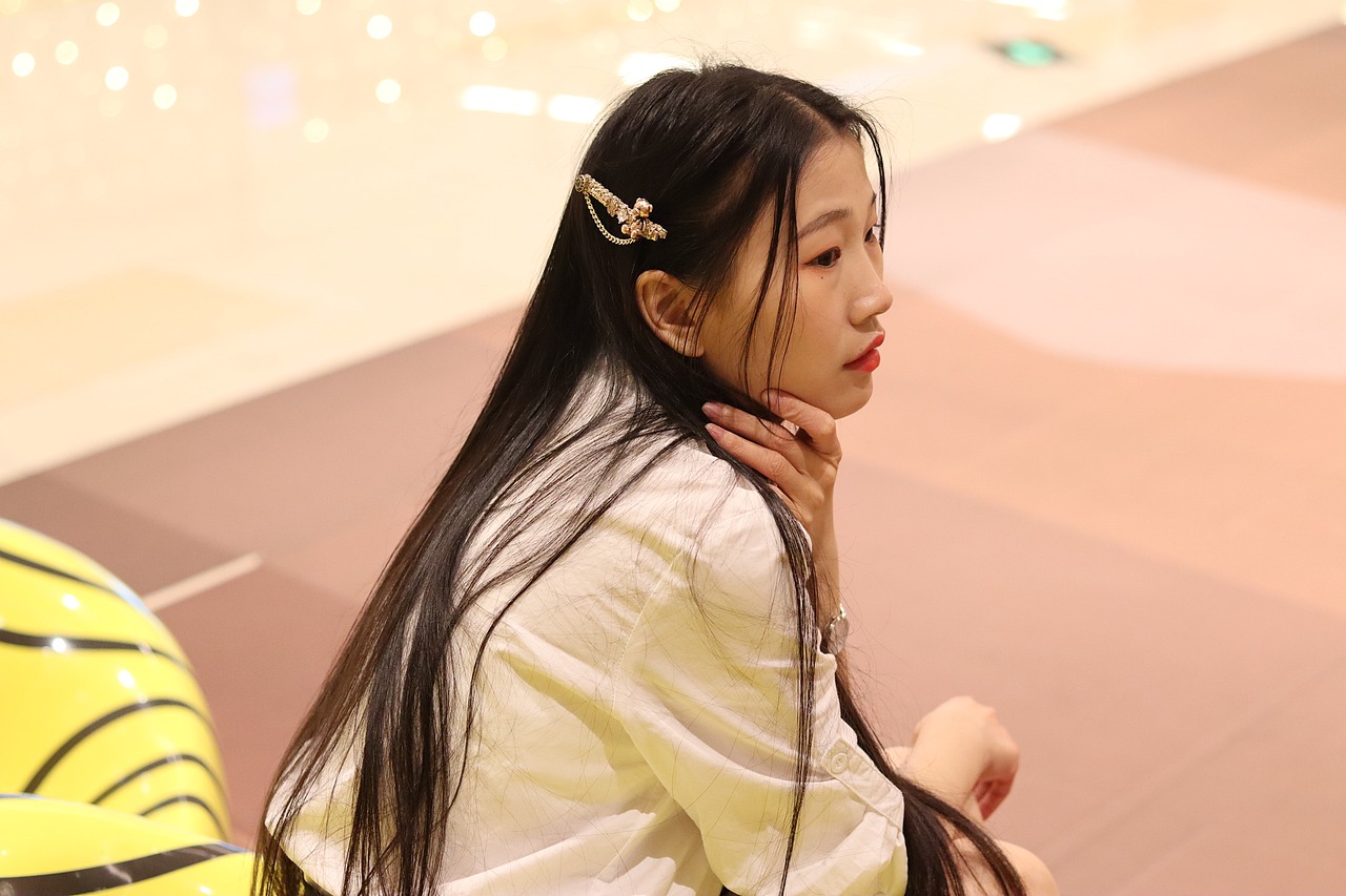 管这世界是方的圆的,我们还是好好工作吧