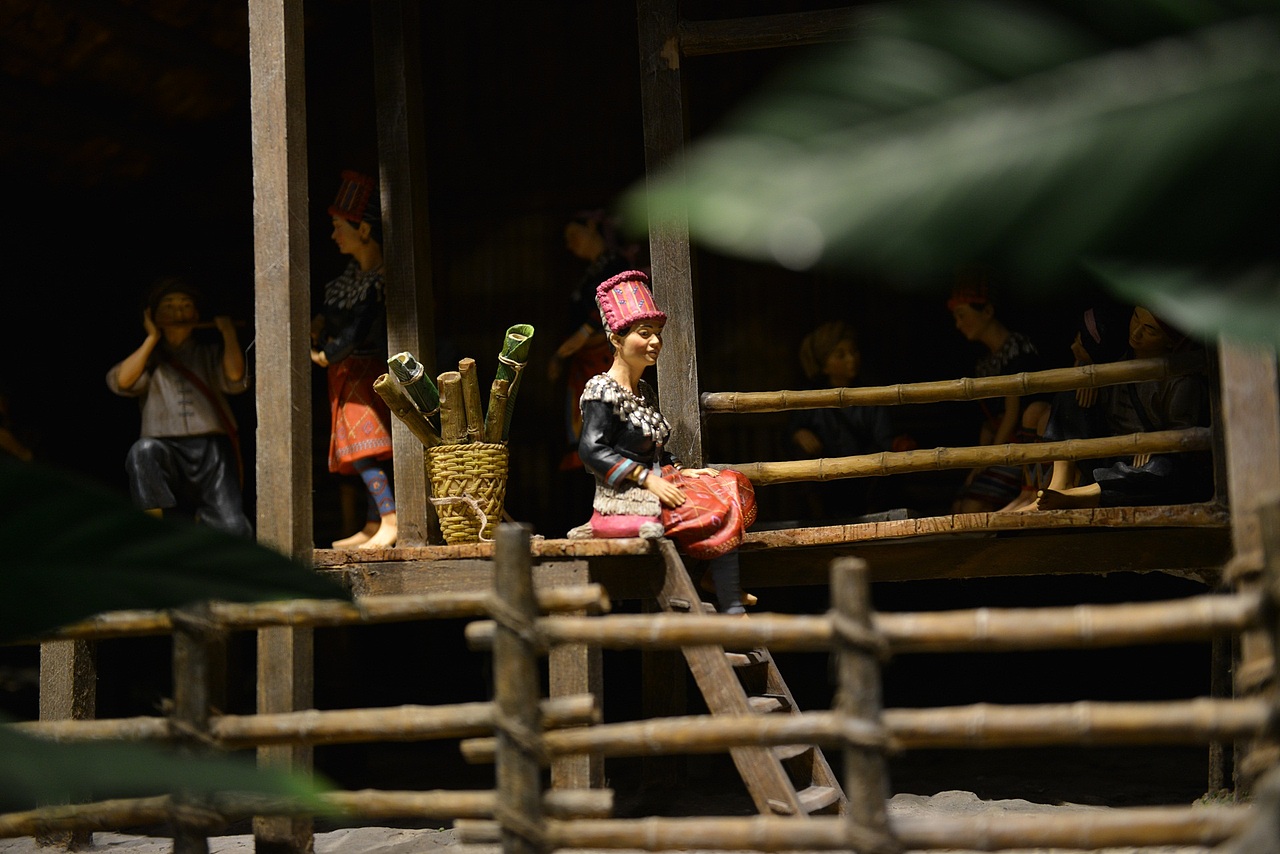 56个民族婚俗微雕2