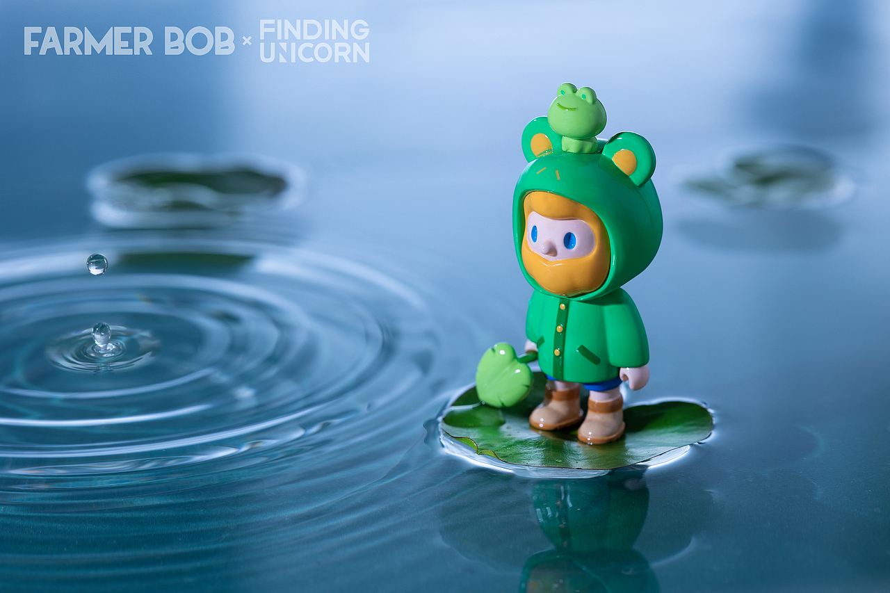 【潮玩摄影】FARMER BOB - 青蛙雨衣（图ZMjY1MTQ3MjI4） - 产品摄影 - 站酷设计师silvi丁原创素材 - 站酷ZCOOL