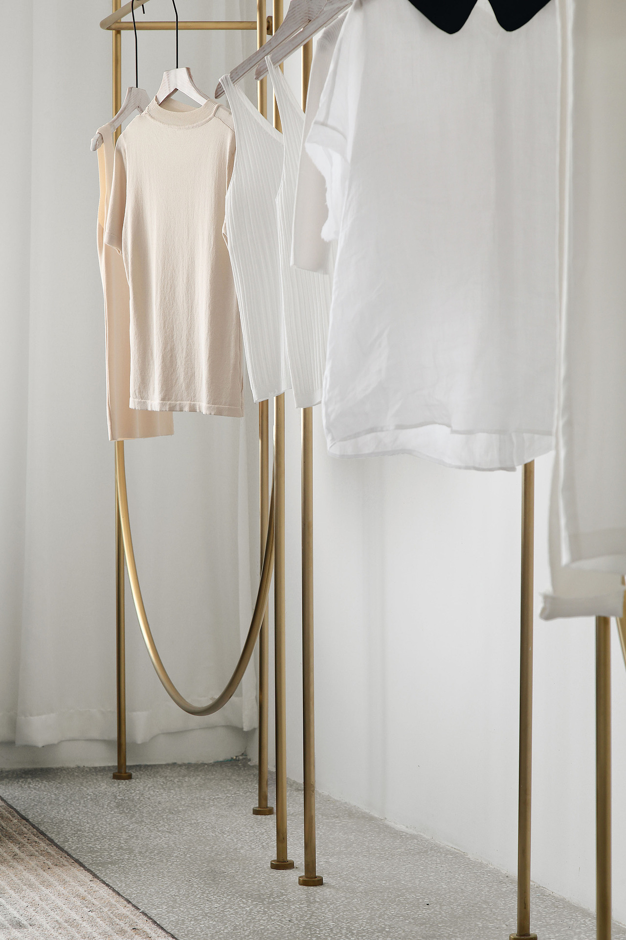 一家集时装与咖啡的时髦生活方式形态店丨 UrbaNàture