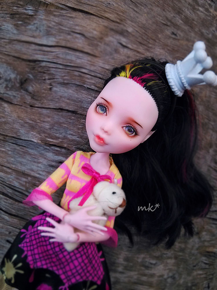 2015 Monster High 怪物高中娃娃 妆图（图ZMzg5MDc2ODA=） - 工艺品设计 - 站酷设计师米可mk原创素材 - 站酷ZCOOL