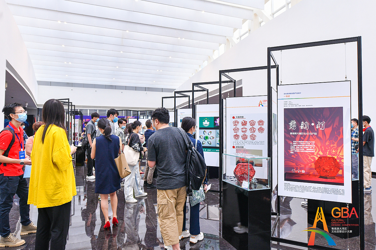 获奖作品：《神宠瑞舞：吴川梅菉头貔貅舞》（图ZMjYyNjA4NDg4） - 人文/纪实摄影 - 站酷设计师HUANGYINHUI原创素材 - 站酷ZCOOL