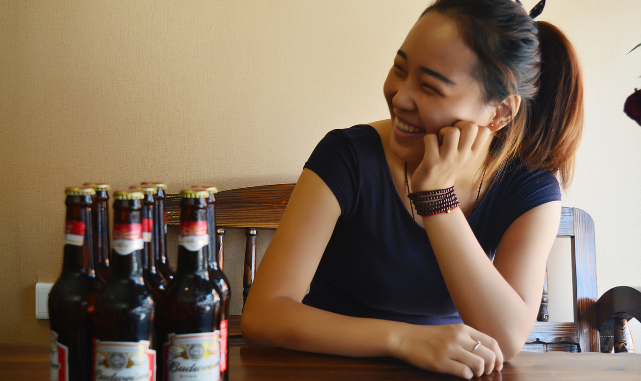 笙南咖啡馆（图ZNjEyMDc5OTI=） - 人像摄影 - 站酷设计师月明闻杜宇原创素材 - 站酷ZCOOL