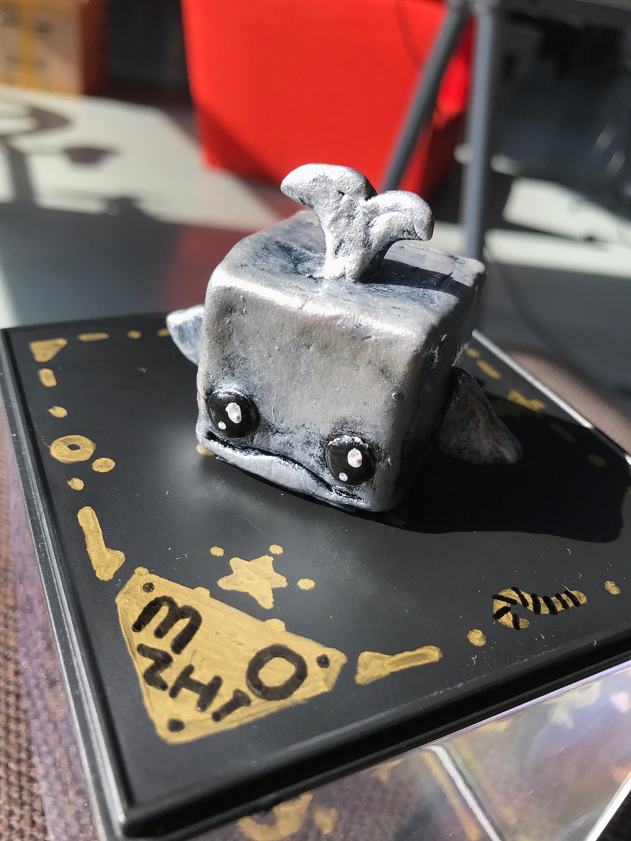 纯手工墨汁小鲸鱼