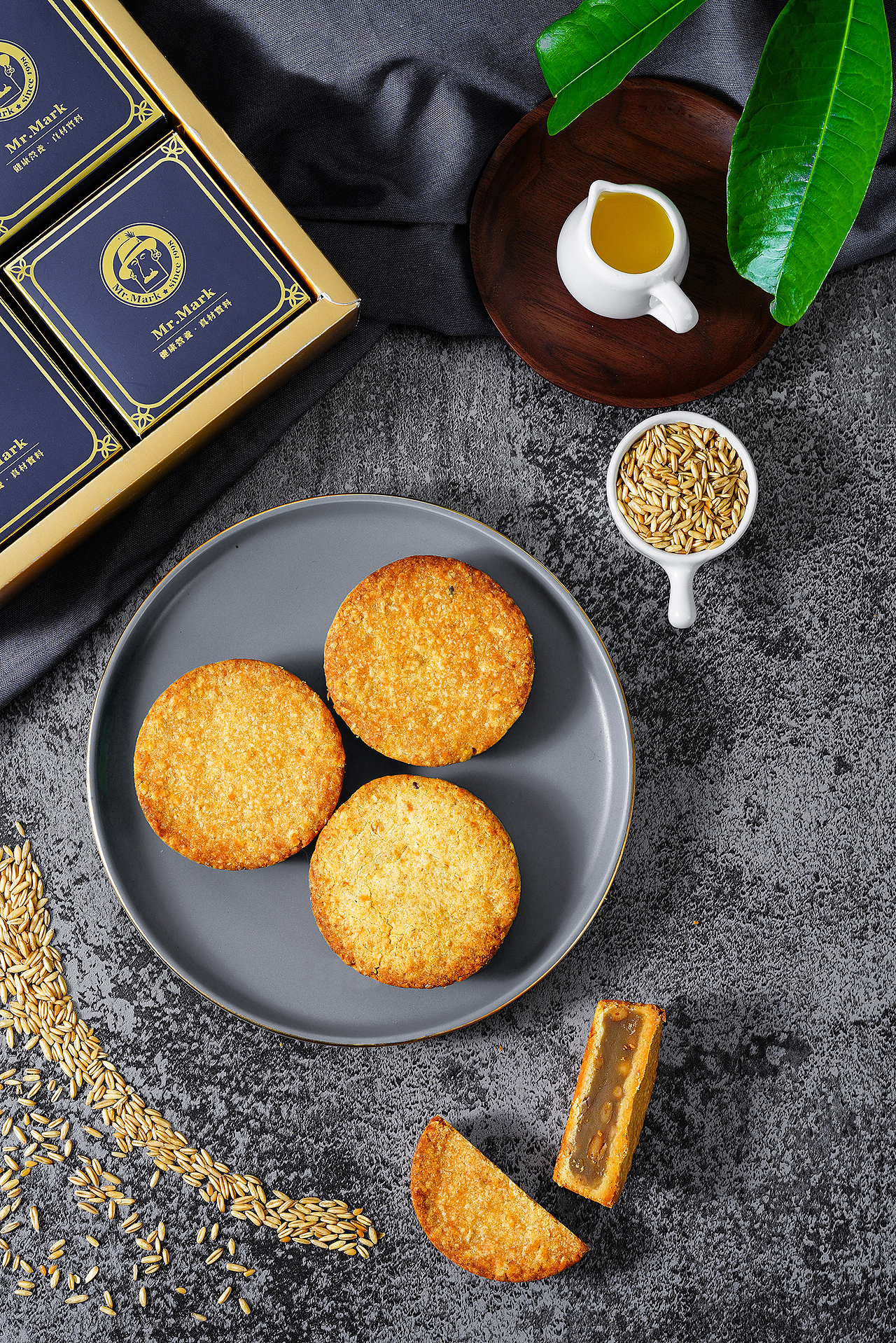 不像月饼的月饼（图ZMTY3OTA5NTU2） - 产品摄影 - 站酷设计师言某木木原创素材 - 站酷ZCOOL