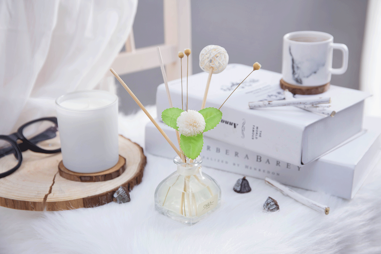 茉莉香薰产品照（图ZMTI0NzMyMjM2） - 产品摄影 - 站酷设计师二十一区视觉原创素材 - 站酷ZCOOL