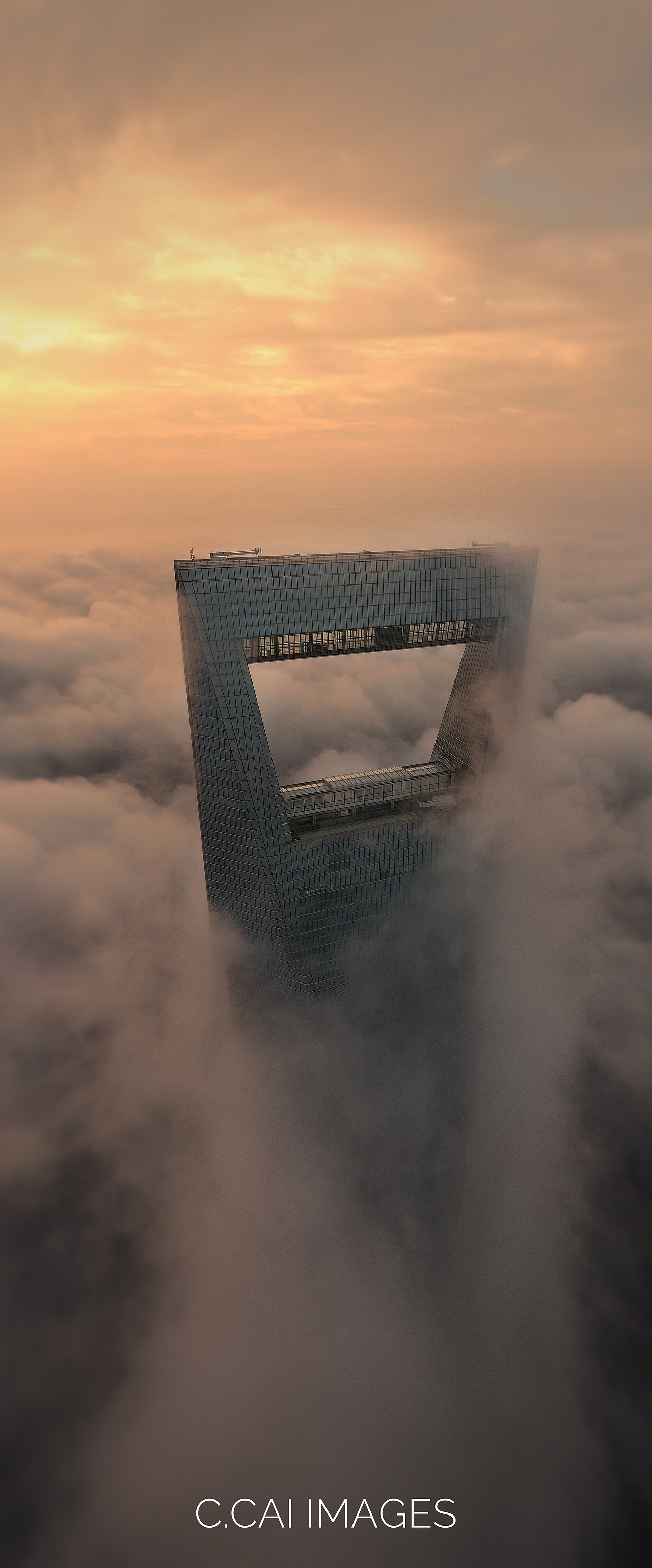 雾都时，的魔都（图ZMTM5OTk0NzQw） - 其他 - 站酷设计师像导XiangDao原创素材 - 站酷ZCOOL