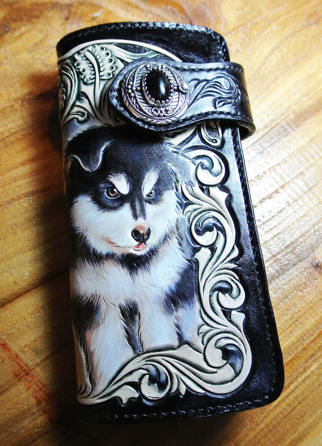 萌萌的阿拉斯加小犬钱包