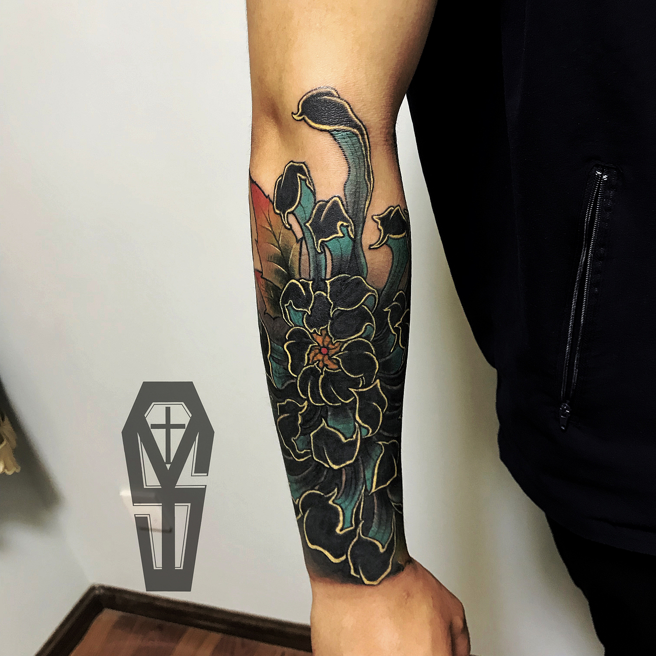 小臂外侧旧纹身遮盖