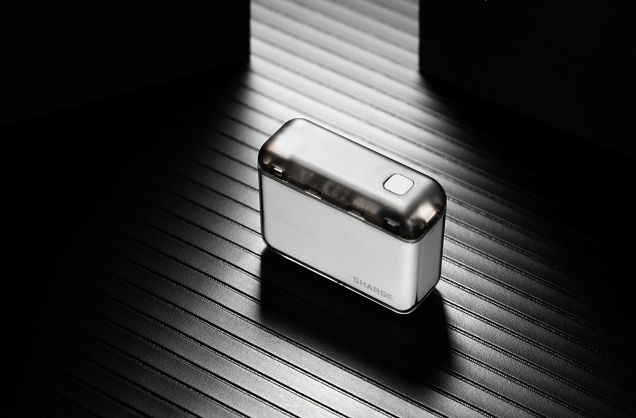 闪极随行移动电源