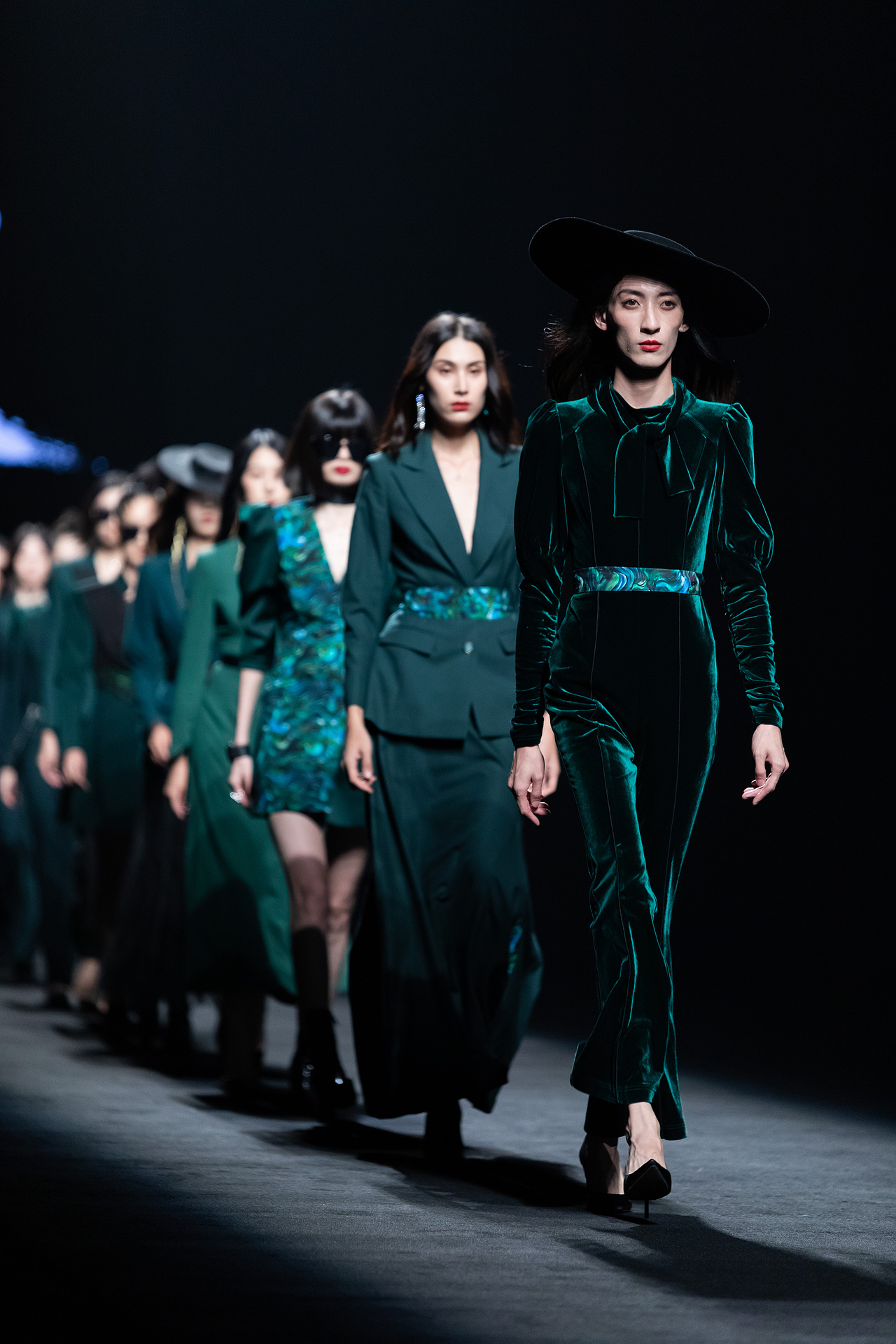 2021广东时装周:若水I NUI CHOICE  女哲.彭佩宜