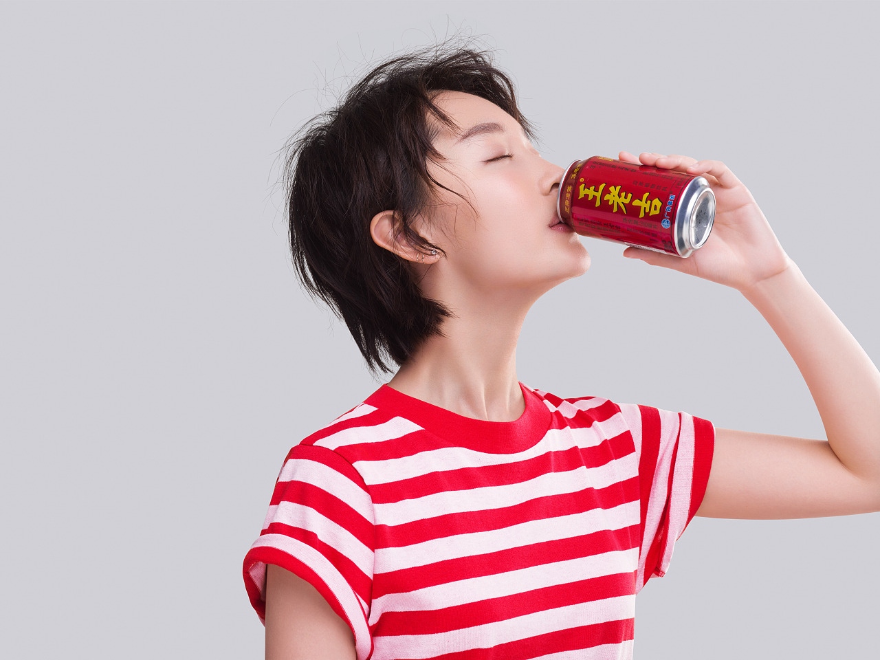 周冬雨-王老吉代言