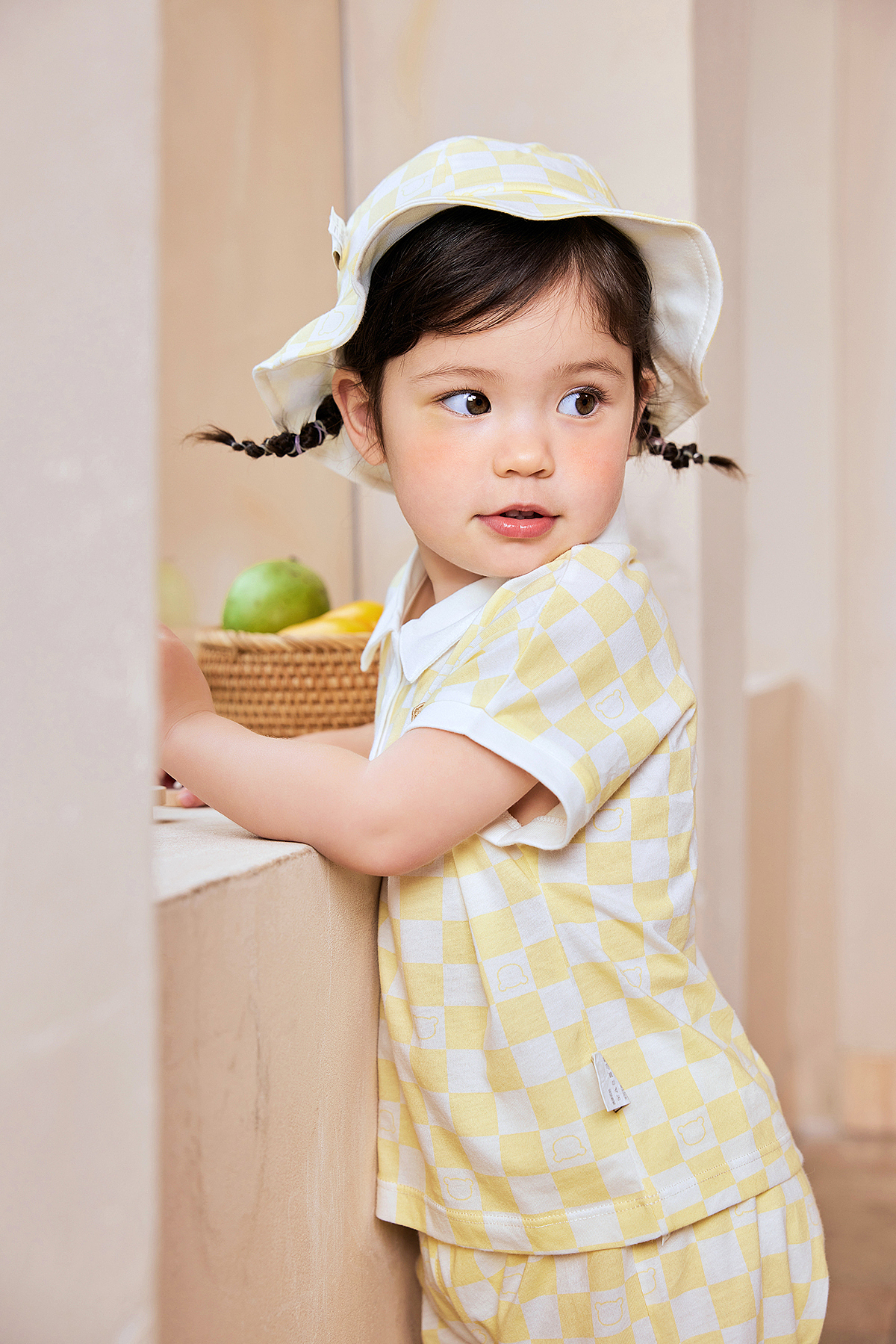 童装外景 安集家佳佳（图ZMzQyNTY1MDg0） - 人像摄影 - 站酷设计师卡凡李大晚原创素材 - 站酷ZCOOL