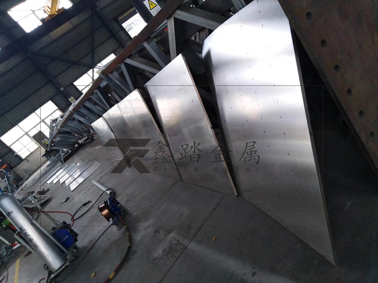 大型不锈钢精神堡垒 广场企业形象的不锈钢独立式标识（图ZMTc2NDk4MTk2） - 其他工业/产品 - 站酷设计师询价15017674615原创素材 - 站酷ZCOOL