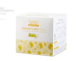 女性天使卫生巾拍摄