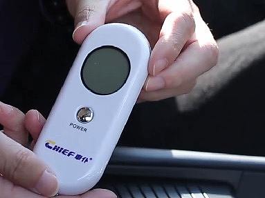 酒精测试仪（个人主页-ZNDEyMzUyNzY=） - 产品摄影 - 站酷设计师丽丽2668274549原创素材 - 站酷ZCOOL