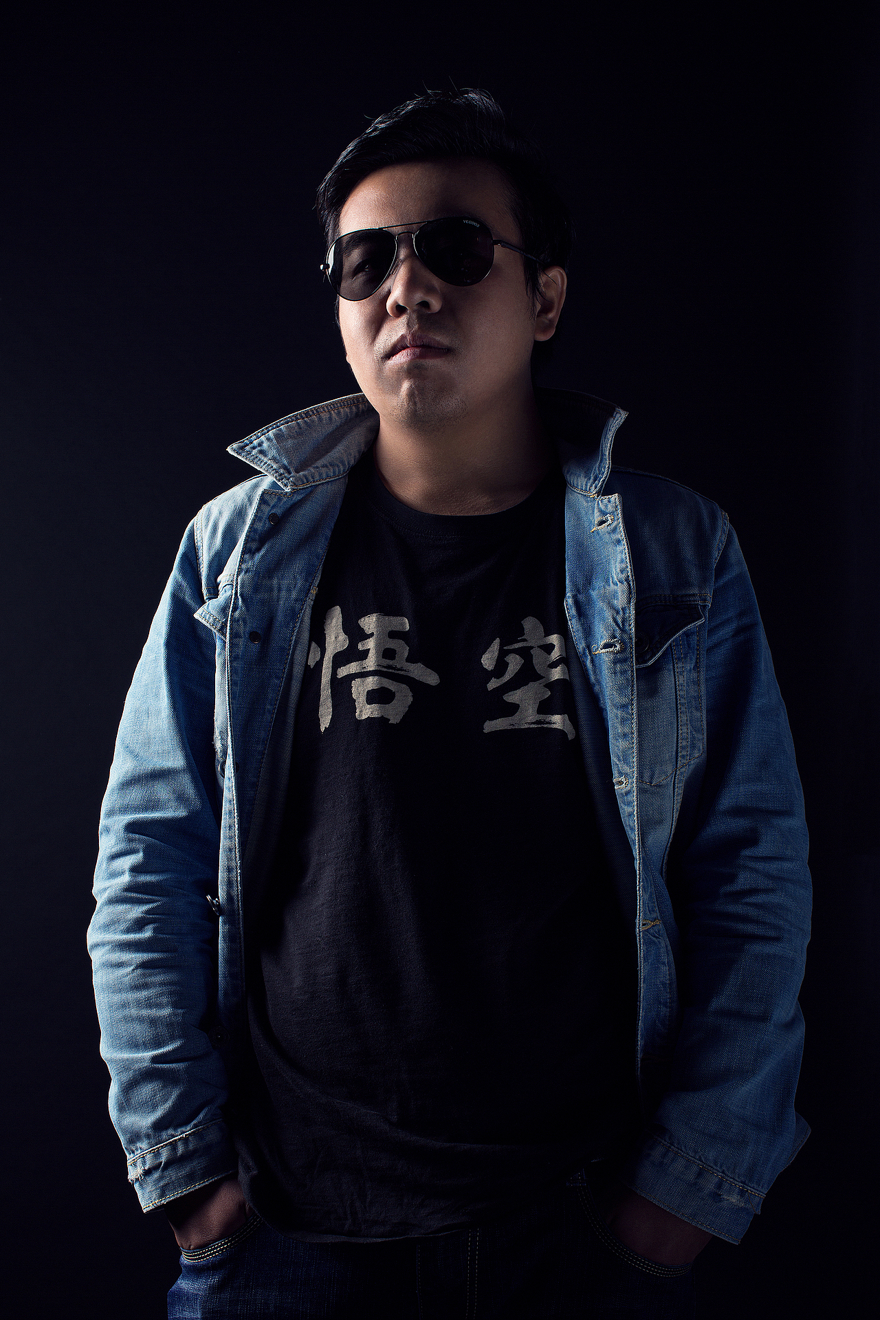 形象照（男）（图ZOTQyODg4MTI=） - 人像摄影 - 站酷设计师时代普思原创素材 - 站酷ZCOOL