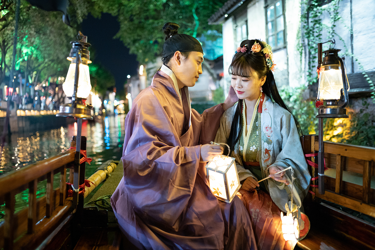 苏州周庄古镇汉服主题月（图ZMjc4MzMyMzUy） - 人像摄影 - 站酷设计师延长线_31原创素材 - 站酷ZCOOL