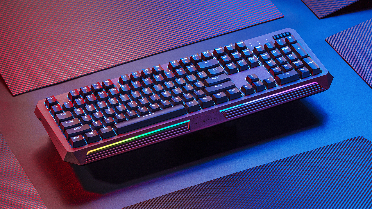 雷神游戏机械键盘