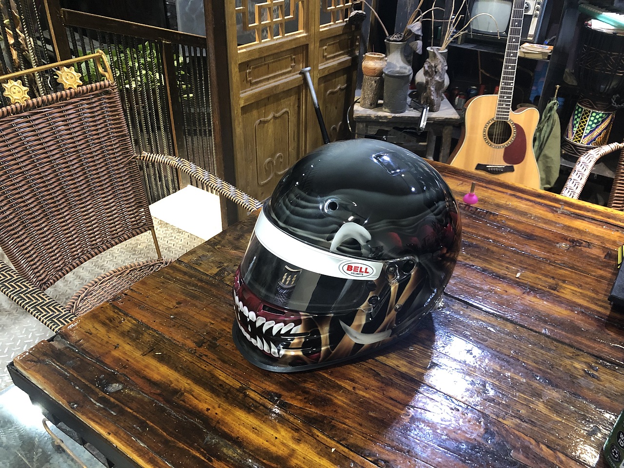 Bell 头盔彩绘涂装完成（图ZMTUzNjQxNDk2） - 其他手工艺 - 站酷设计师和尚画画8585原创素材 - 站酷ZCOOL