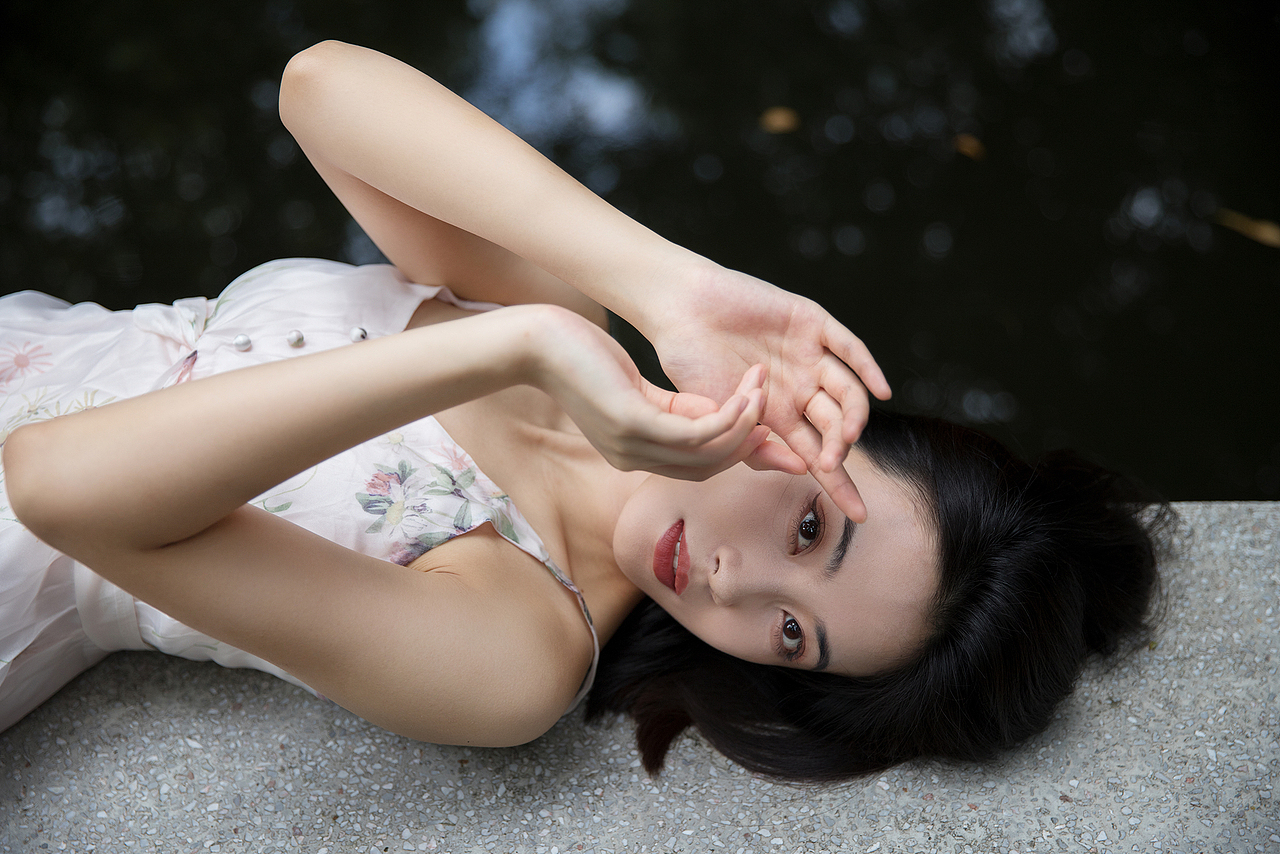 寻觅（图ZMjY4ODY0Njcy） - 人像摄影 - 站酷设计师大千Gz原创素材 - 站酷ZCOOL