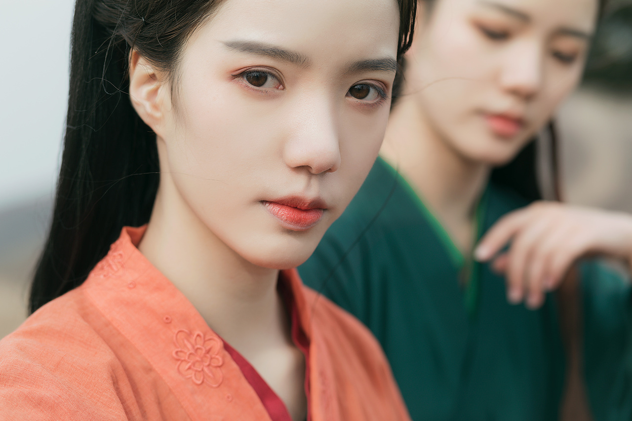 仙人抚我顶,结发受长生