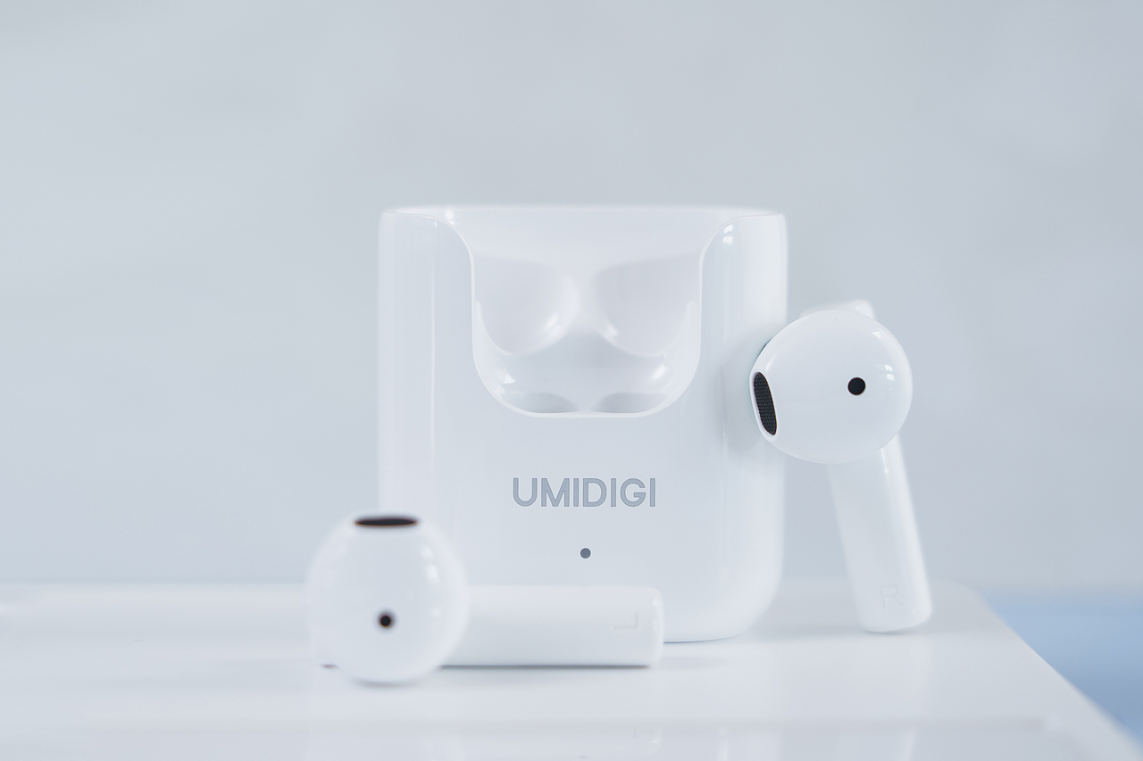 产品拍摄 • UMIDIGI Air Buds U（图ZMjk1Mzg4Nzc2） - 产品摄影 - 站酷设计师LIUQI19原创素材 - 站酷ZCOOL