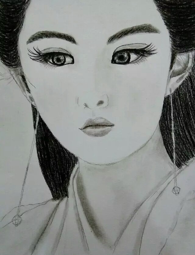 人物画，黑白,手绘，头像（图ZNjk4Mzg1Njg=） - 创作习作 - 站酷设计师一一yiyi原创素材 - 站酷ZCOOL