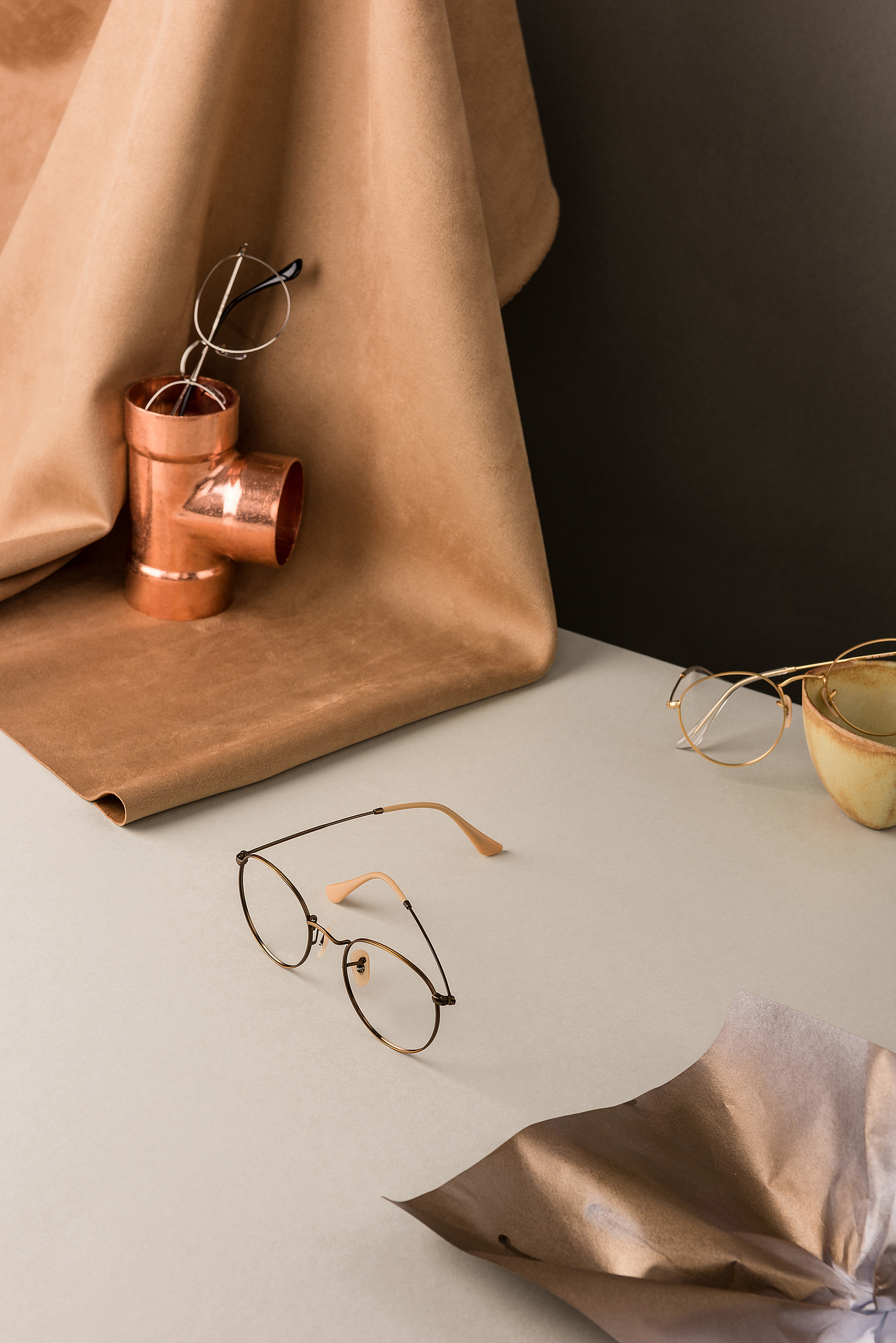 BLACK KING/黑金眼镜/静物产品平面摄影（图ZMTQwMTc1MTc2） - 产品摄影 - 站酷设计师文勤wenqin原创素材 - 站酷ZCOOL