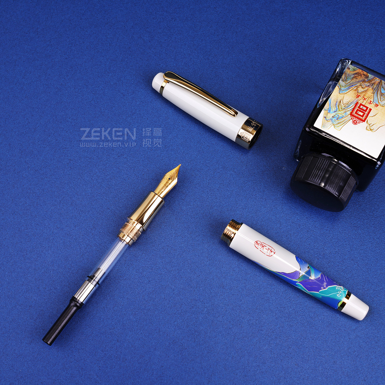 钢笔 ✒️ 故宫文创类产品拍摄（图ZMjMwNTU1NTY4） - 产品摄影 - 站酷设计师择高摄影原创素材 - 站酷ZCOOL