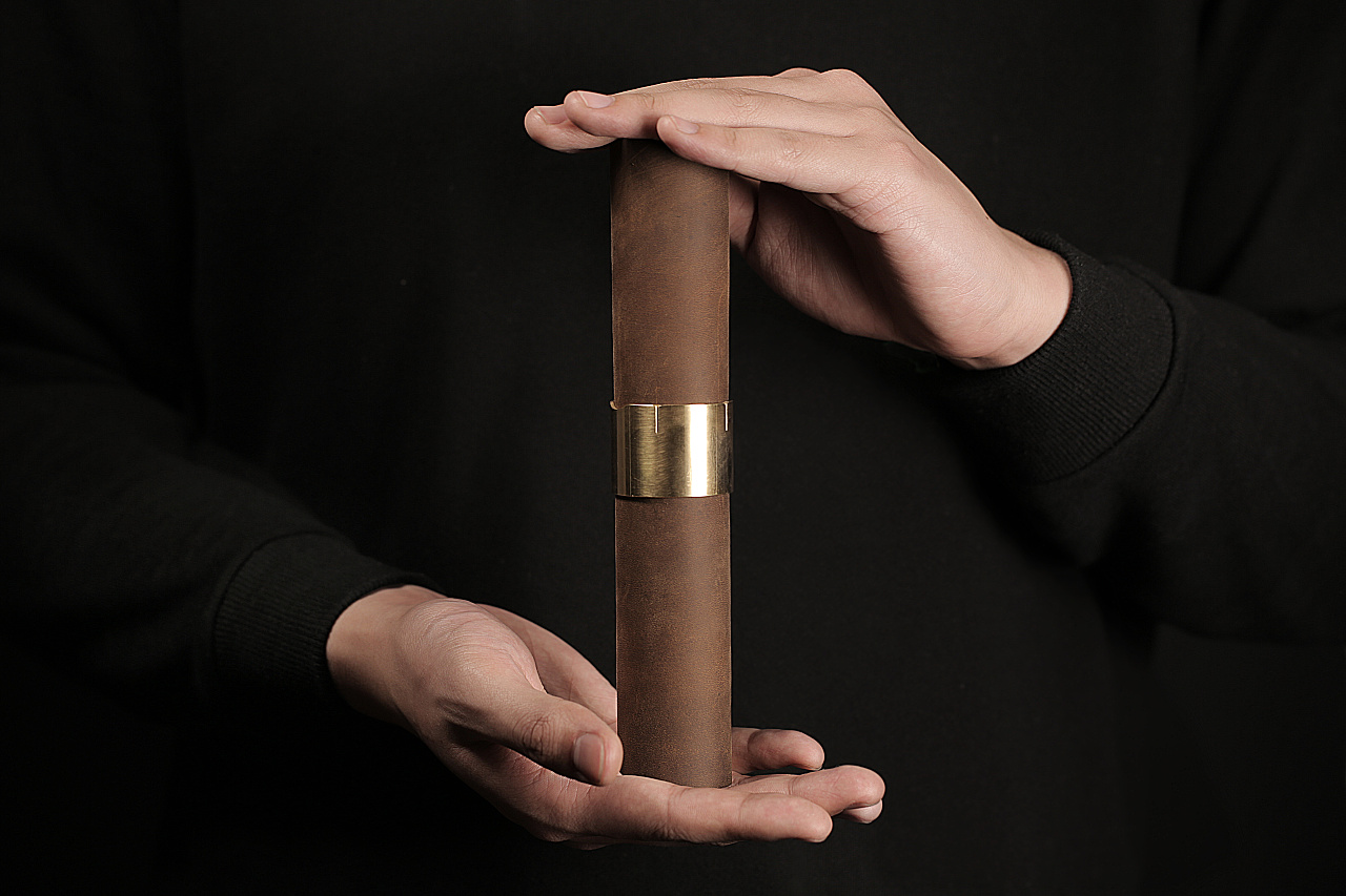 spontaneous arteriovenous fistula of the superficial temporal