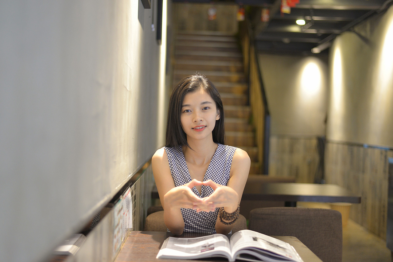 多多花娘（图ZMTI1NTU1NzIw） - 人像摄影 - 站酷设计师子非鱼月原创素材 - 站酷ZCOOL