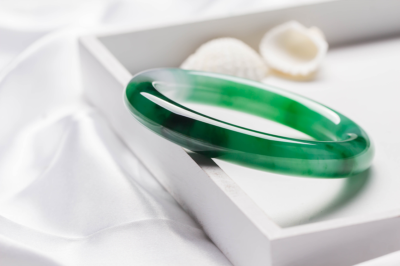 翡翠手镯（图ZMTIwNTA2ODUy） - 产品摄影 - 站酷设计师夹缝中生存原创素材 - 站酷ZCOOL