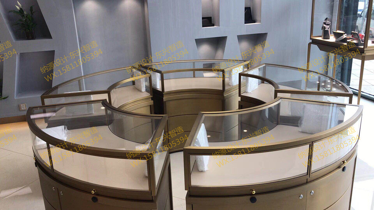 珠宝柜定制--卡地亚款弧形柜