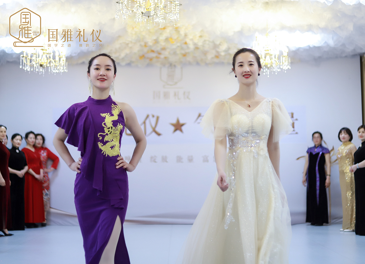 国雅礼仪（图ZMjQyMzg2NzYw） - 人像摄影 - 站酷设计师国雅礼仪原创素材 - 站酷ZCOOL