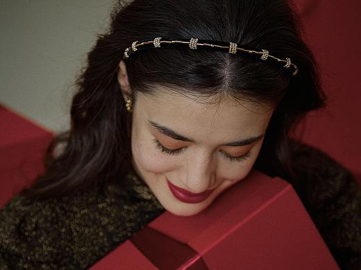 EVITA PERONI (依慧达)圣诞🎄主题拍摄