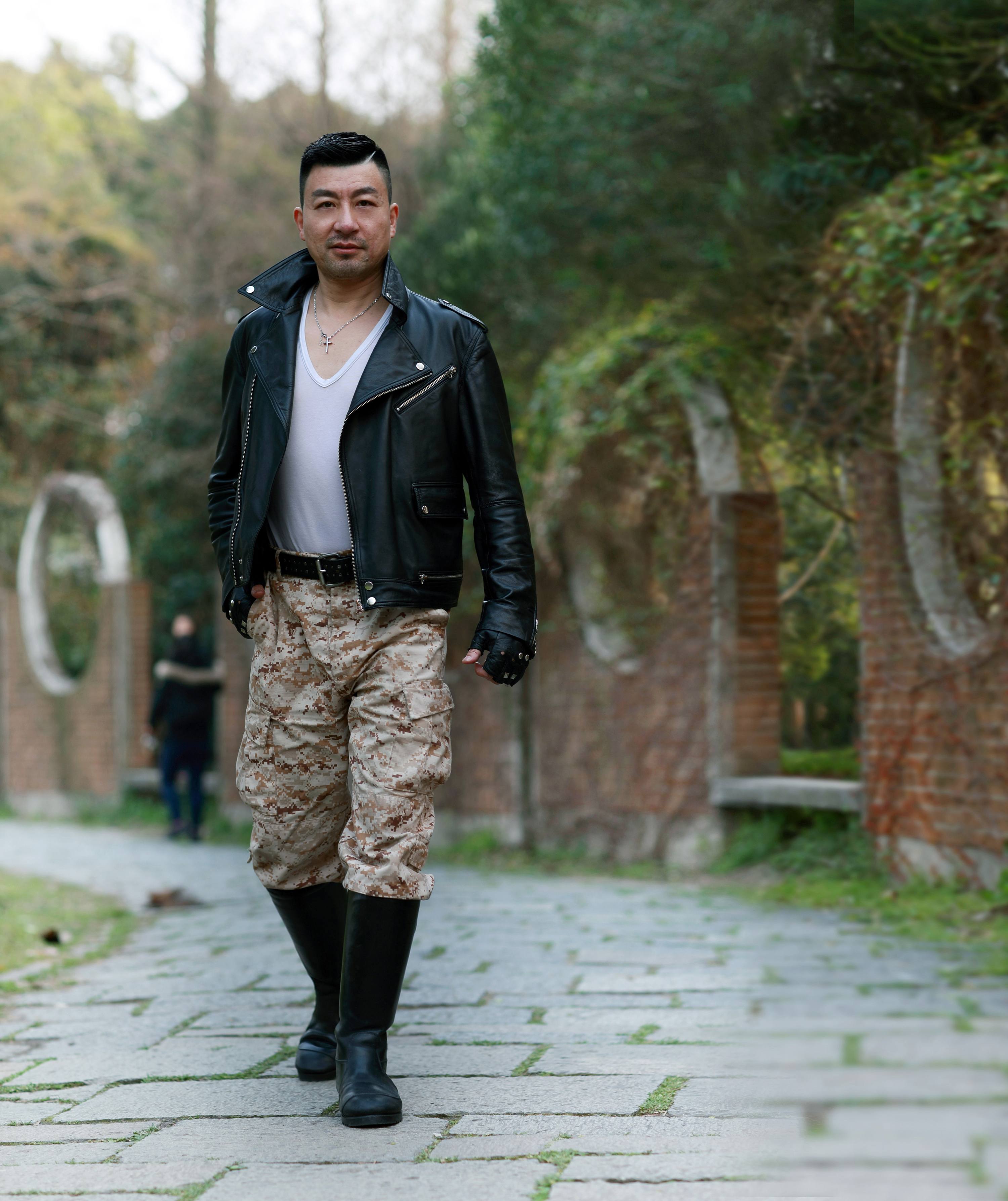 男高音独唱演员王庆伟