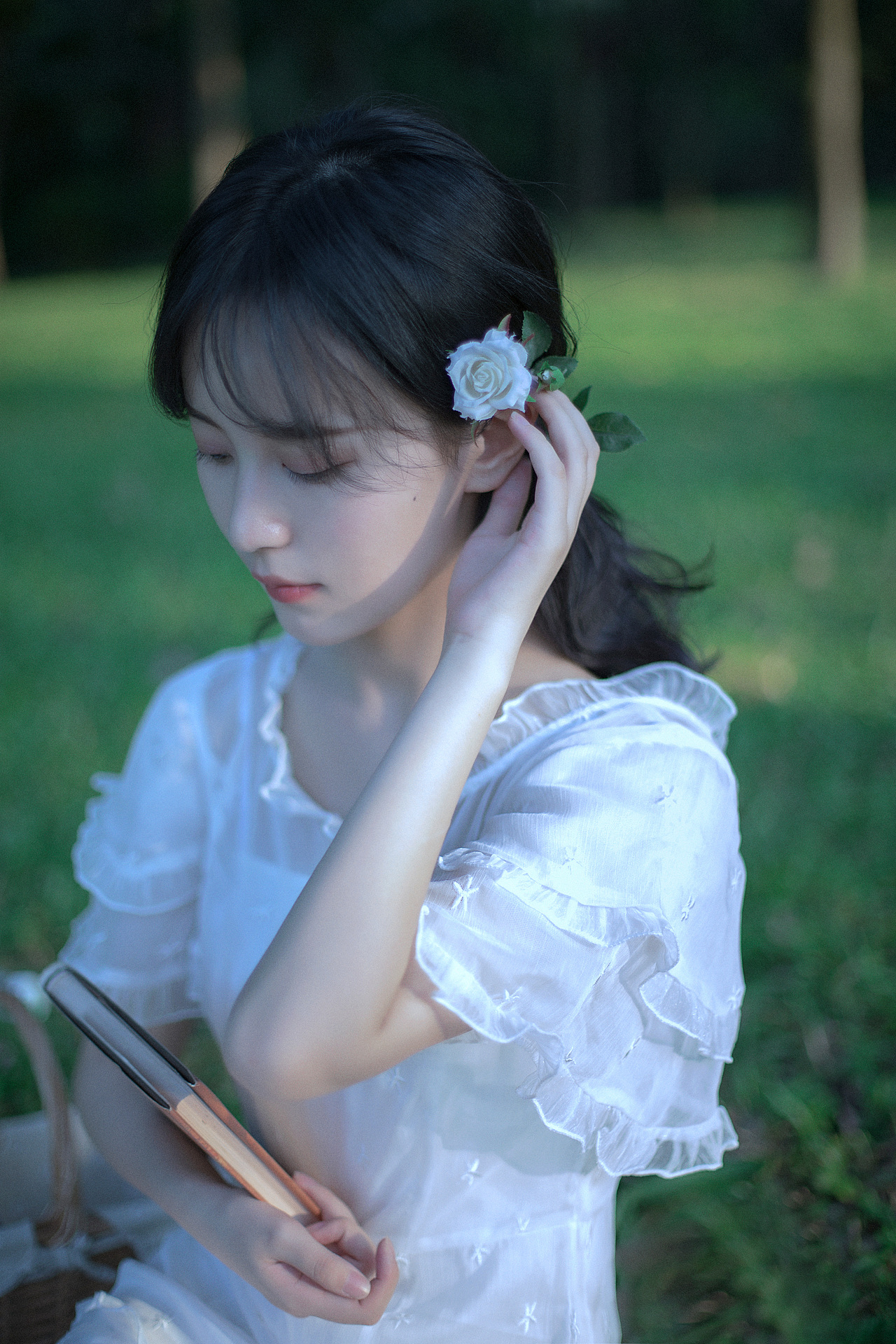 浪漫少女写真（图ZMTgxMzI5MDQ0） - 人像摄影 - 站酷设计师花海里的猫原创素材 - 站酷ZCOOL