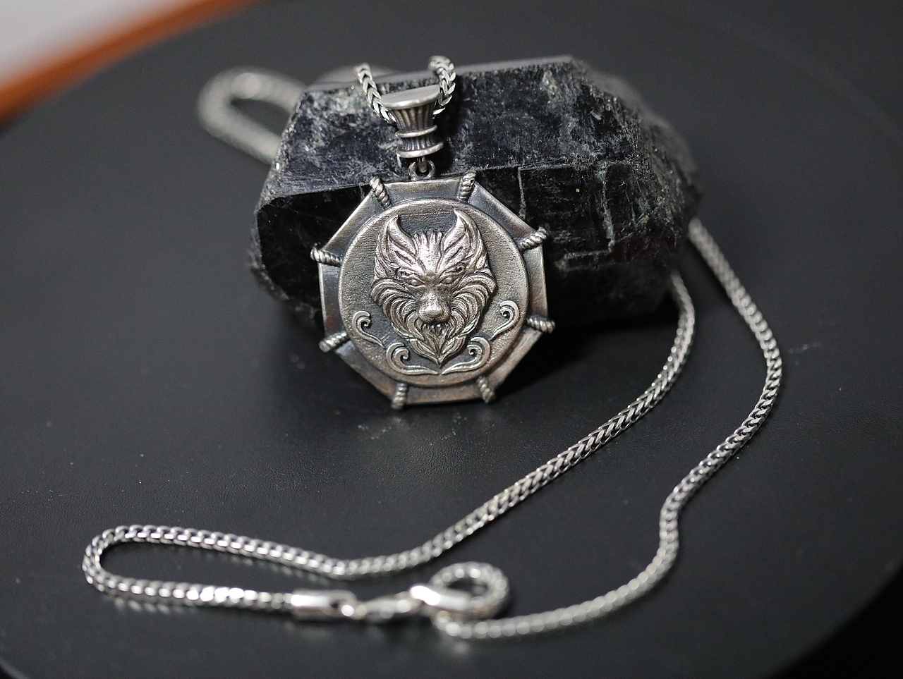 头狼图腾（图ZMzAwNjU0NTY0） - 首饰设计 - 站酷设计师猫朵设计原创素材 - 站酷ZCOOL