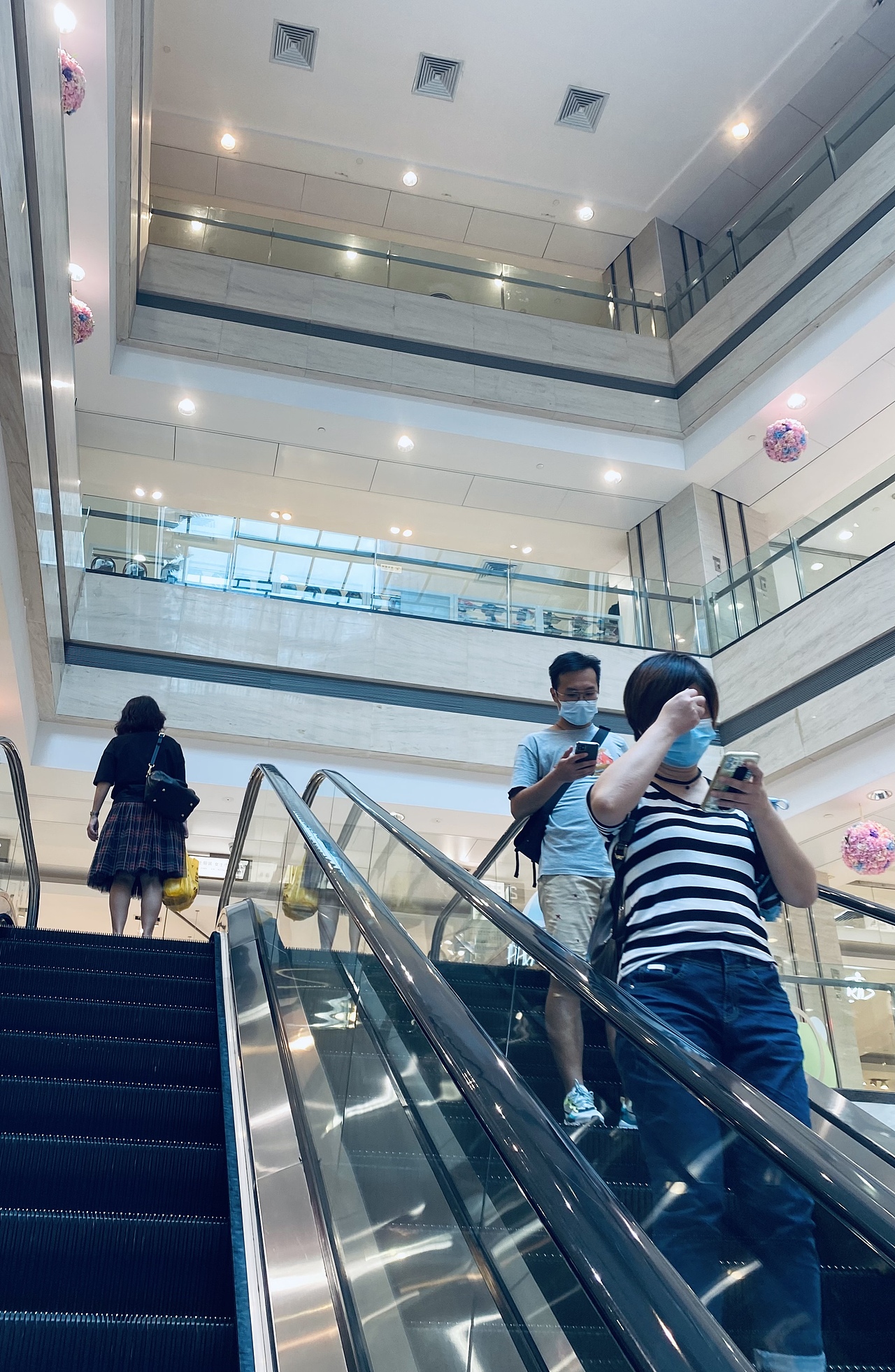 广州地铁死亡三号线（图ZMjY1NjE3NDg0） - 人文/纪实摄影 - 站酷设计师小让让原创素材 - 站酷ZCOOL